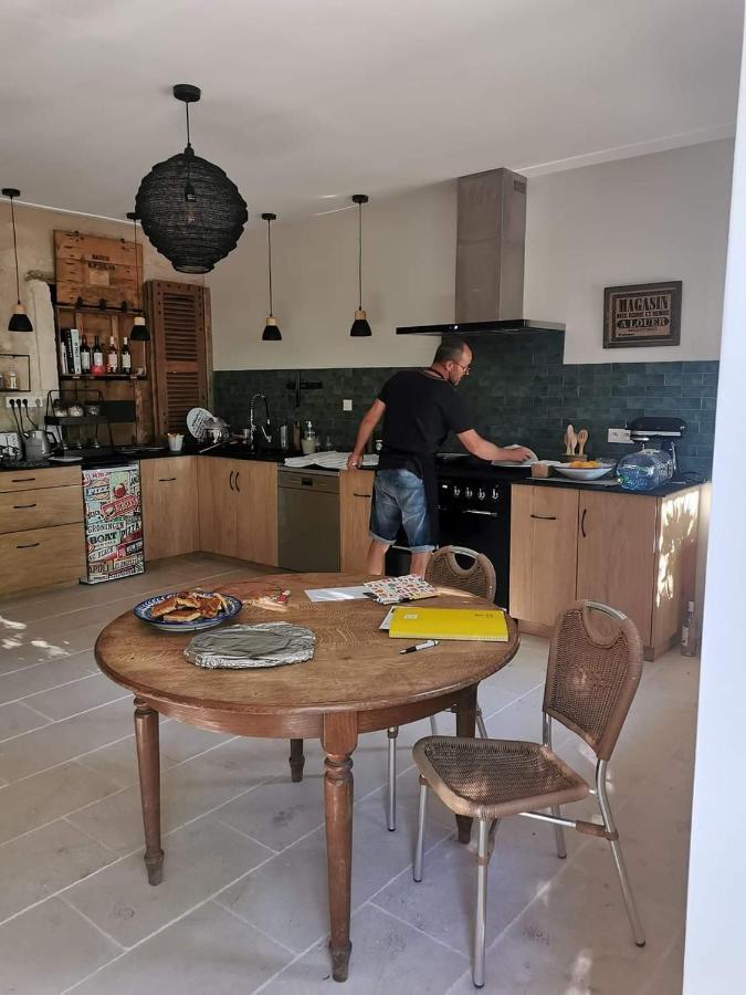 Chambres D'Hotes De La Pilatiere Persac Exteriér fotografie